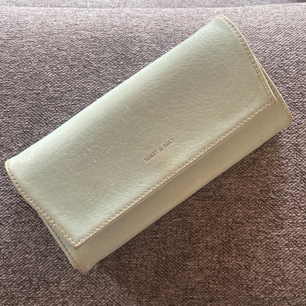 MATT & NAT wallet